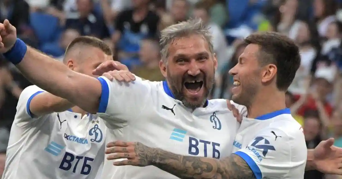 Овечкин о том, что футбол сложнее хоккея: «100%. У меня была мечта сыграть за “Динамо”. Я вышел, чуть не сдох. На разминке понял, что это вообще не мое»