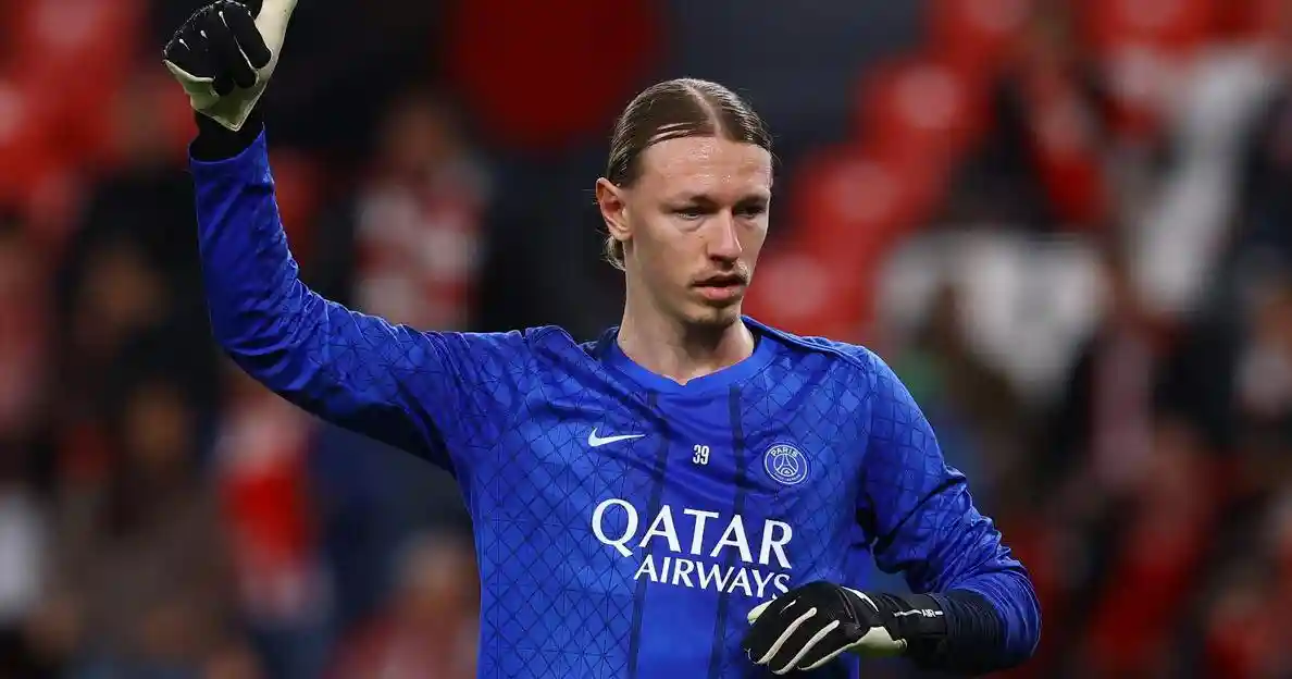 Сафонов провел второй сухой матч подряд — против «Ниццы». У вратаря 14 игр на ноль за два сезона в «ПСЖ»