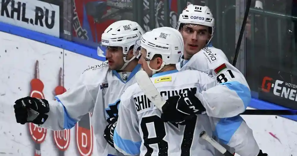 Минское «Динамо» выиграло третий матч в серии с московским «Динамо» в КХЛ
