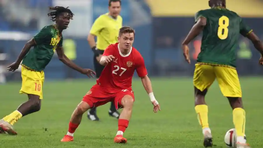 Мали кто поймет: сборная России провела второй подряд невнятный матч