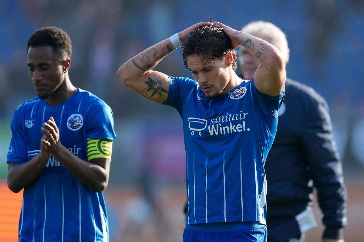 Массовая диарея выкосила футбольную команду перед важным матчем