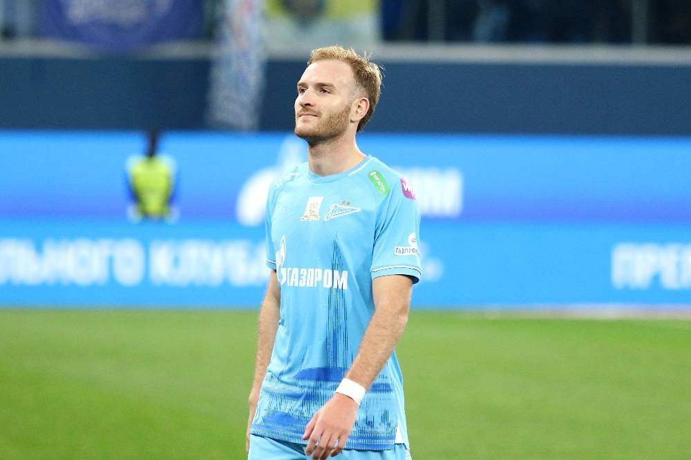 В РПЛ впервые назначили угловой за «правило 8 секунд» — ЦСКА забил с него гол