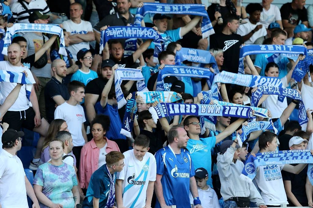 Без мата и хамства: Фанаты «Зенита» объявили о перемирии со «Спартаком» на один матч