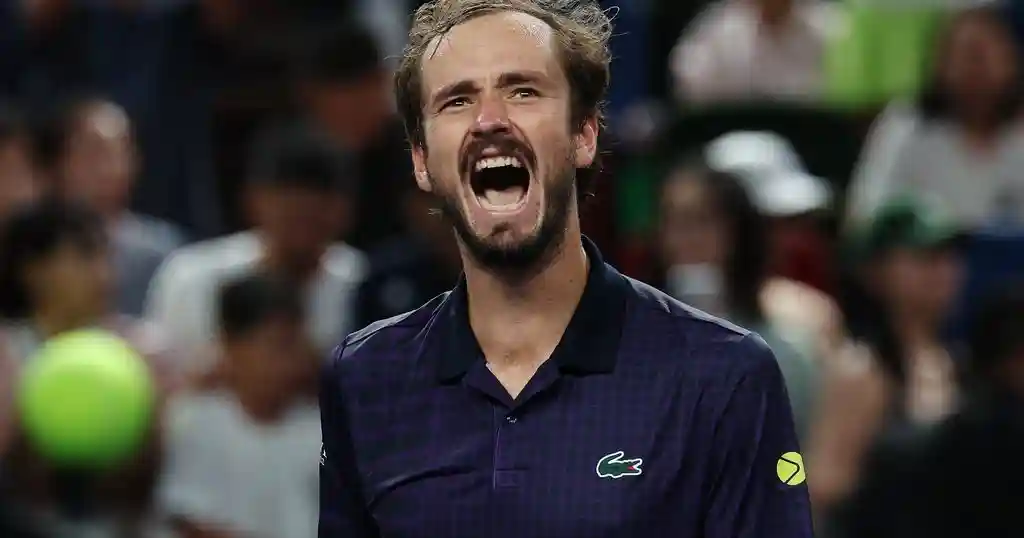 Медведев за 50 минут проиграл матч на «Мастерсе» в Монте-Карло