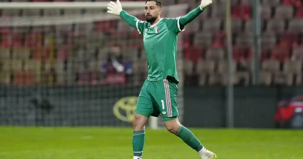 Доннарумма опроверг слухи о скандале с бонусами в сборной Италии