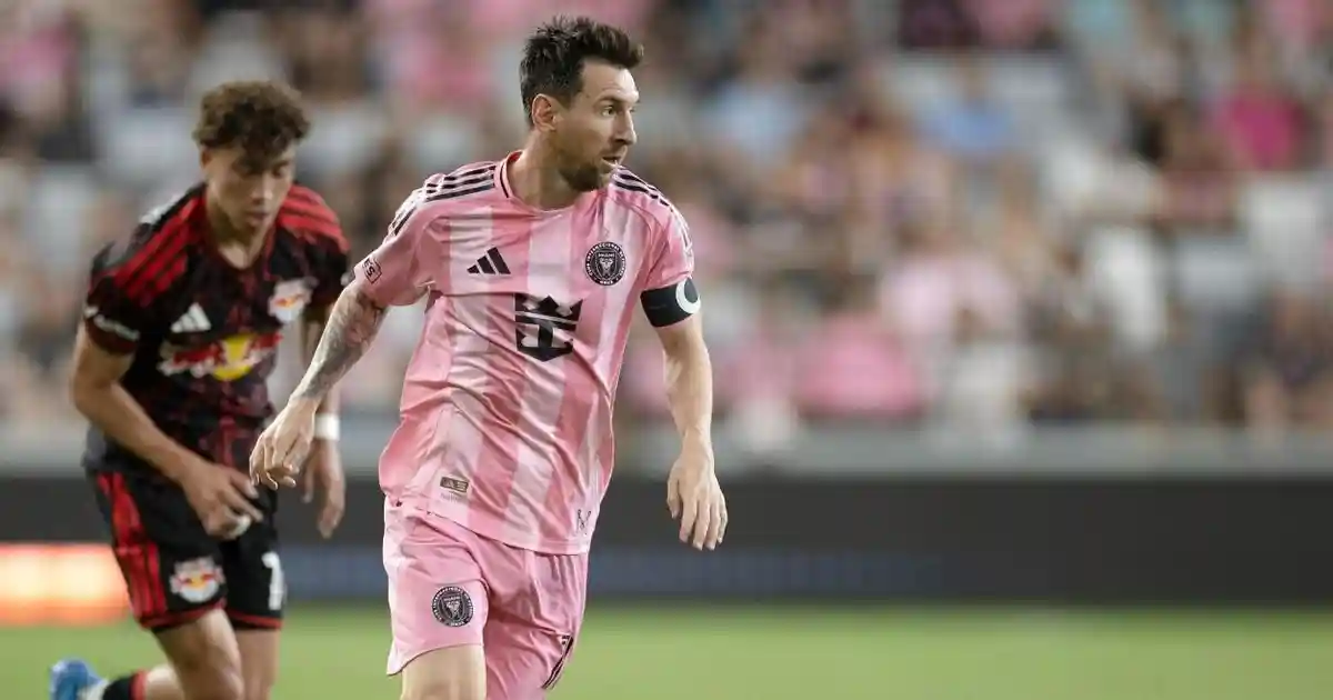 На Месси и AFA подали в суд из-за неучастия форварда в матче с Венесуэлой в октябре 2025-го. Промоутер VID, купивший права на матч, требует многомиллионную компенсацию (TMZ)