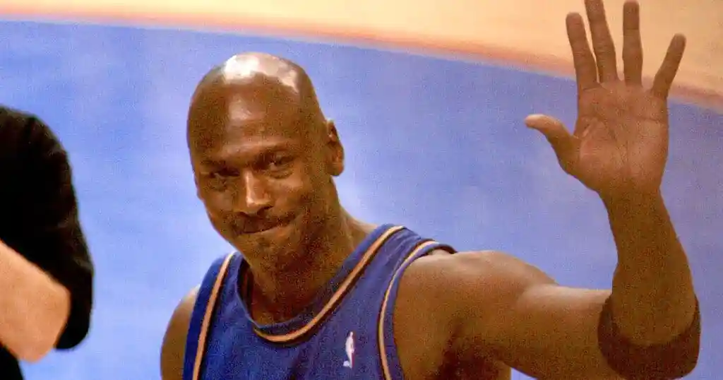 День в истории: 16 апреля 2003 года Майкл Джордан сыграл свой последний матч в НБА