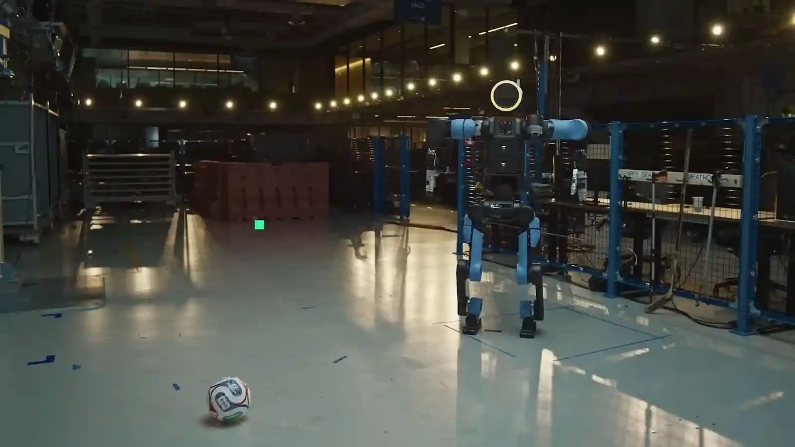 Boston Dynamics показала, как робот Atlas научился играть в футбол