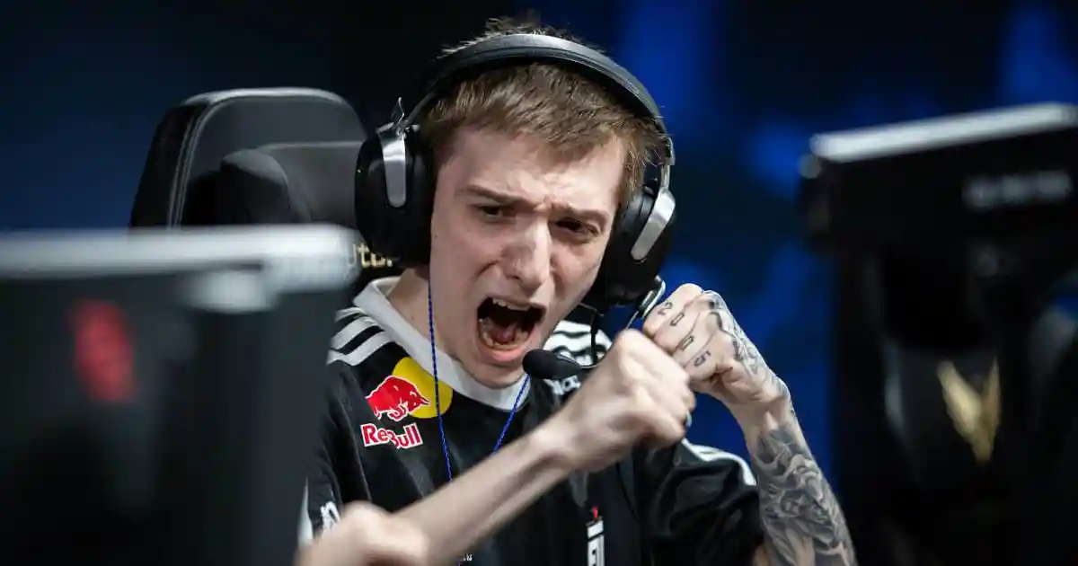 FUT — фаворит в матче против B8 на IEM Cologne Major 2026