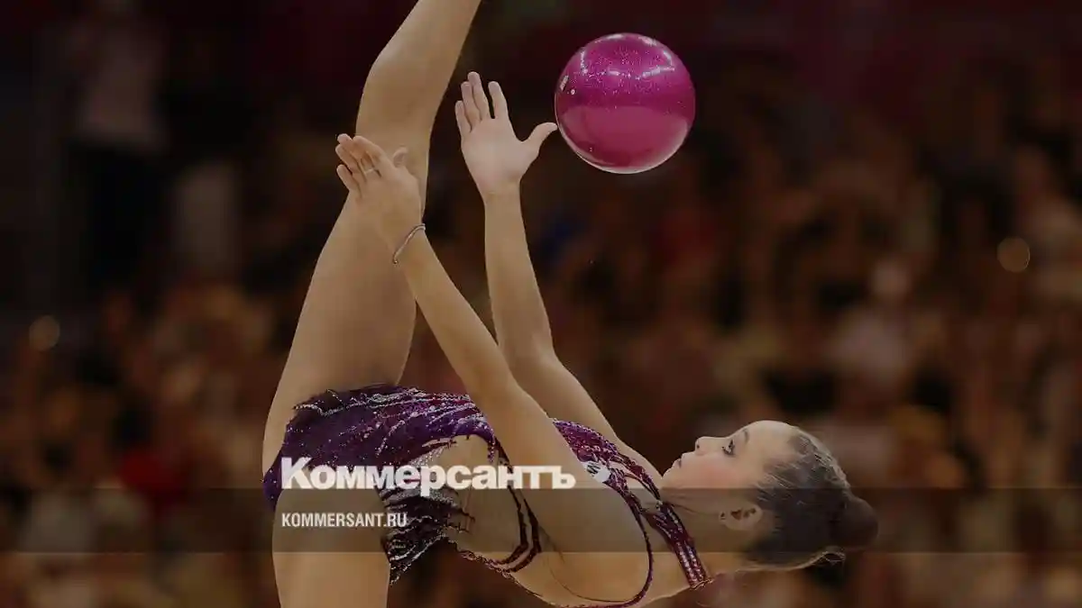 Спортсменки медальной внешности // Россиянки завоевали пять наград на чемпионате мира по художественной гимнастике